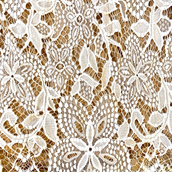 Express Lace Overlay Top - Picture 3 of 6